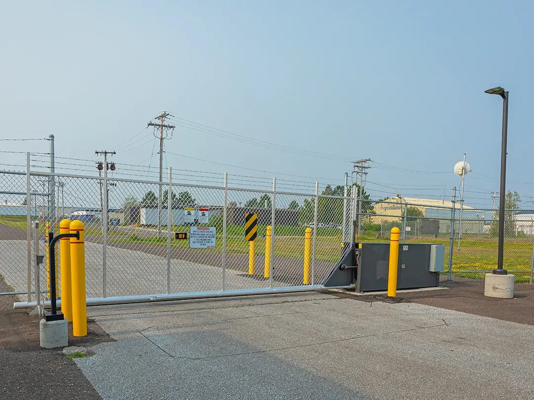airport security fencing