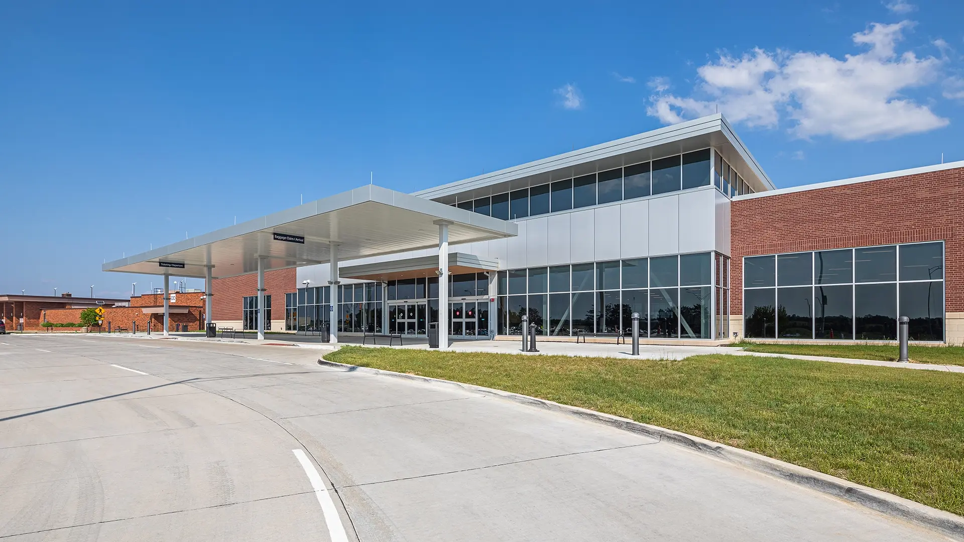 Airport Terminal Building Program Management | Projects