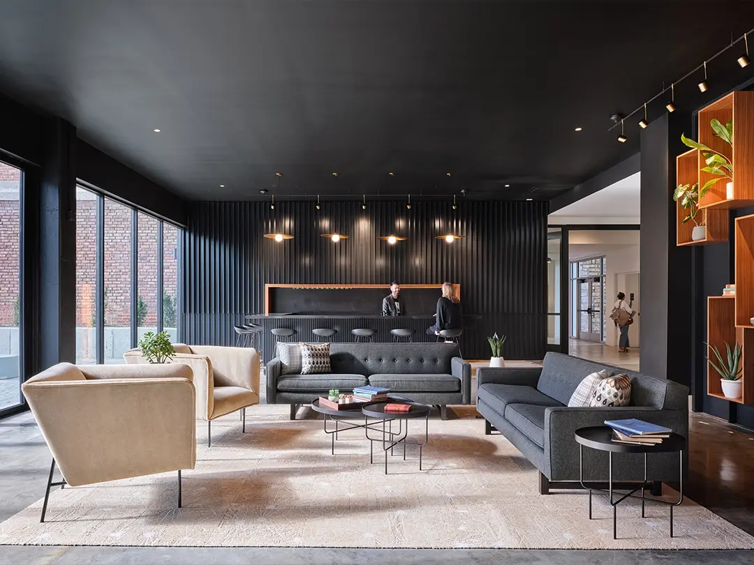 entrance floor seating area