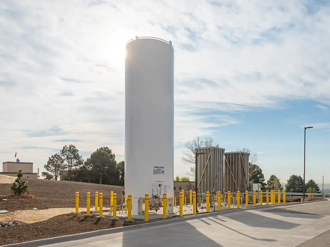 liquid oxygen exterior storage tank
